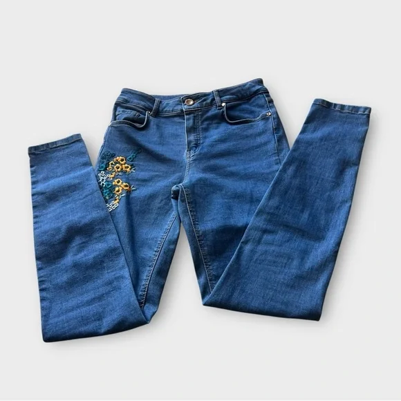 Massimo Dutti Boho Flower Embroidered High Waisted Stretch Skinny Jeans Size 4 - Picture 4 of 11